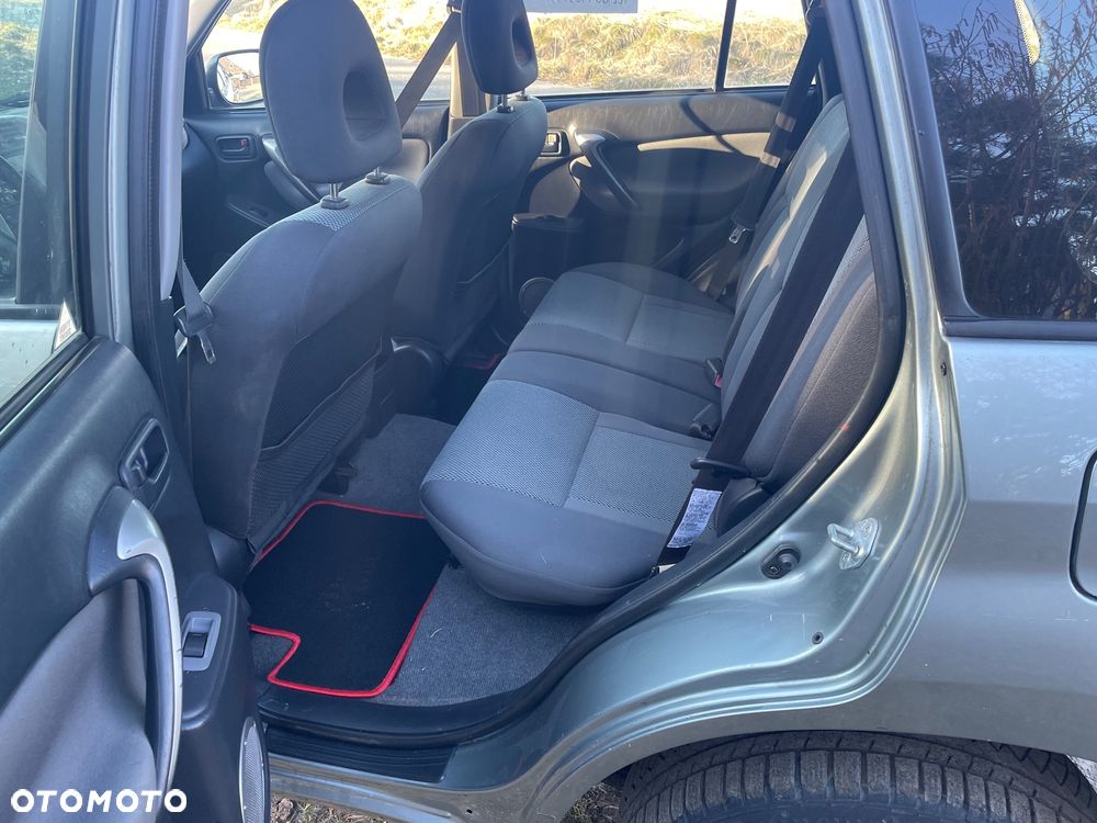 Toyota RAV4 2.0 D-4D Sol - 7