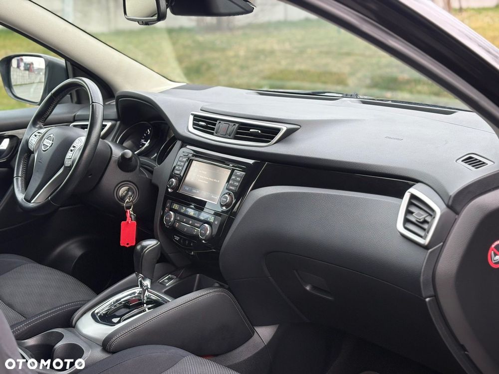 Nissan Qashqai 1.6 DCi Xtronic ACENTA - 16