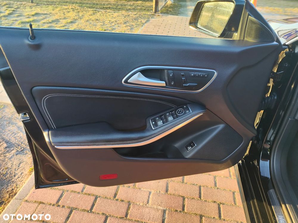 Mercedes-Benz CLA - 20
