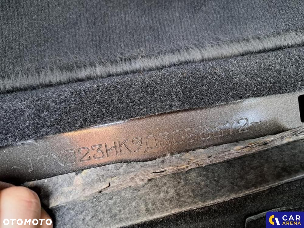 Toyota Camry - 9