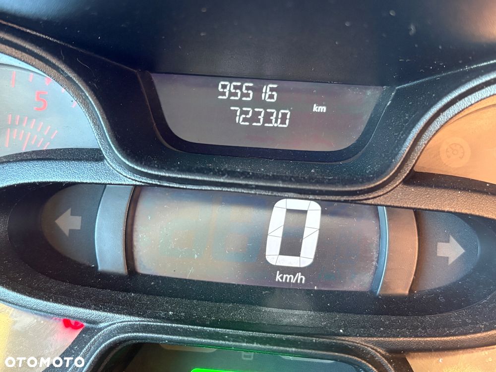 Renault Trafic - 8