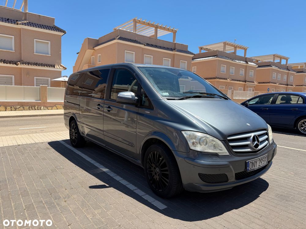 Mercedes-Benz Viano - 1