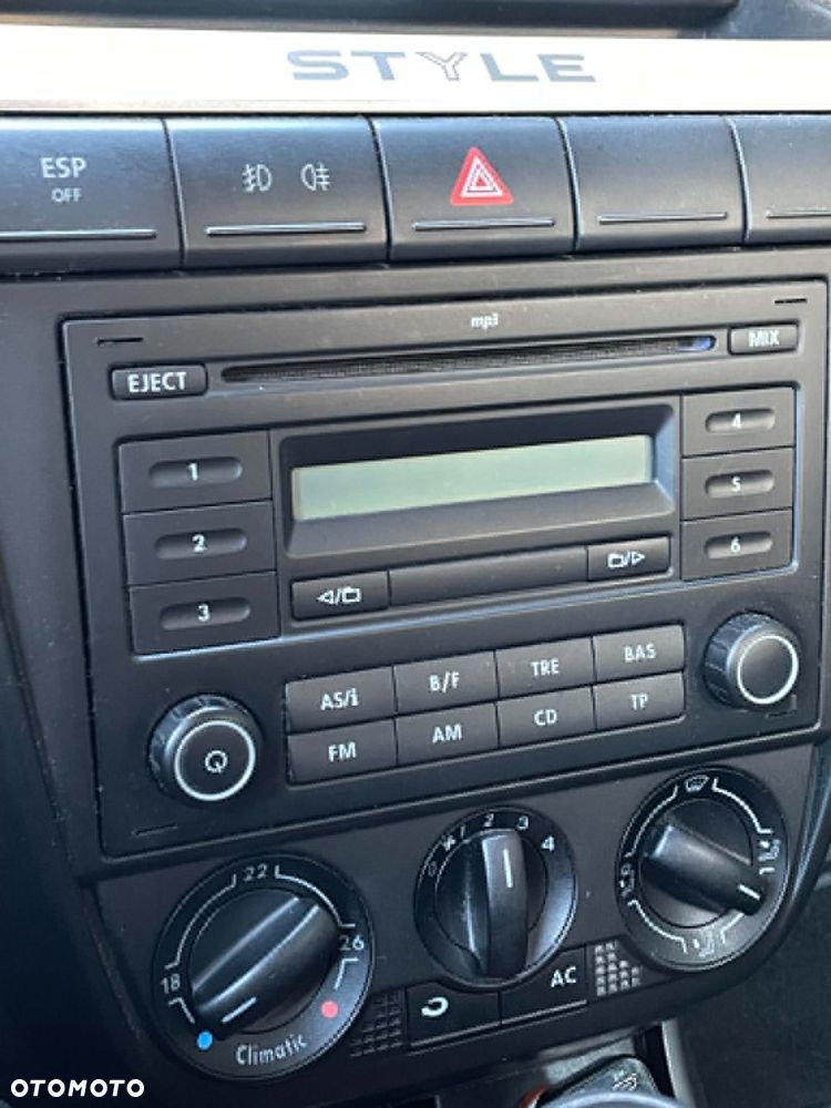 Volkswagen Fox - 9