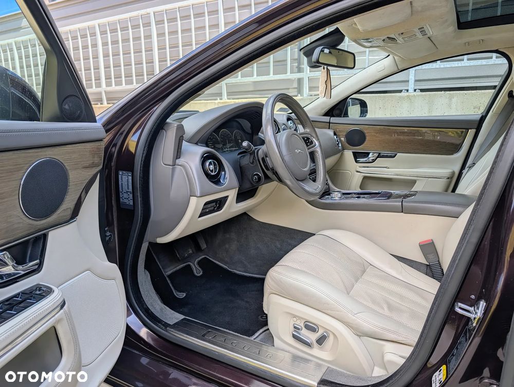 Jaguar XJ 3.0 V6 S Portfolio - 15