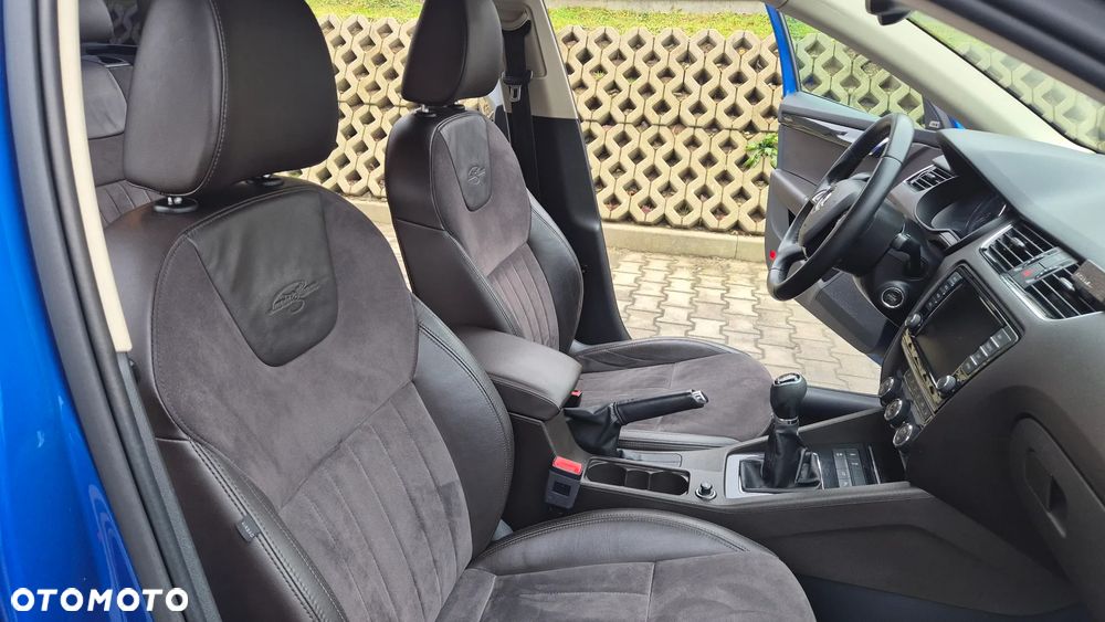 Skoda Octavia 2.0 TDI 4x4 L&K - 8