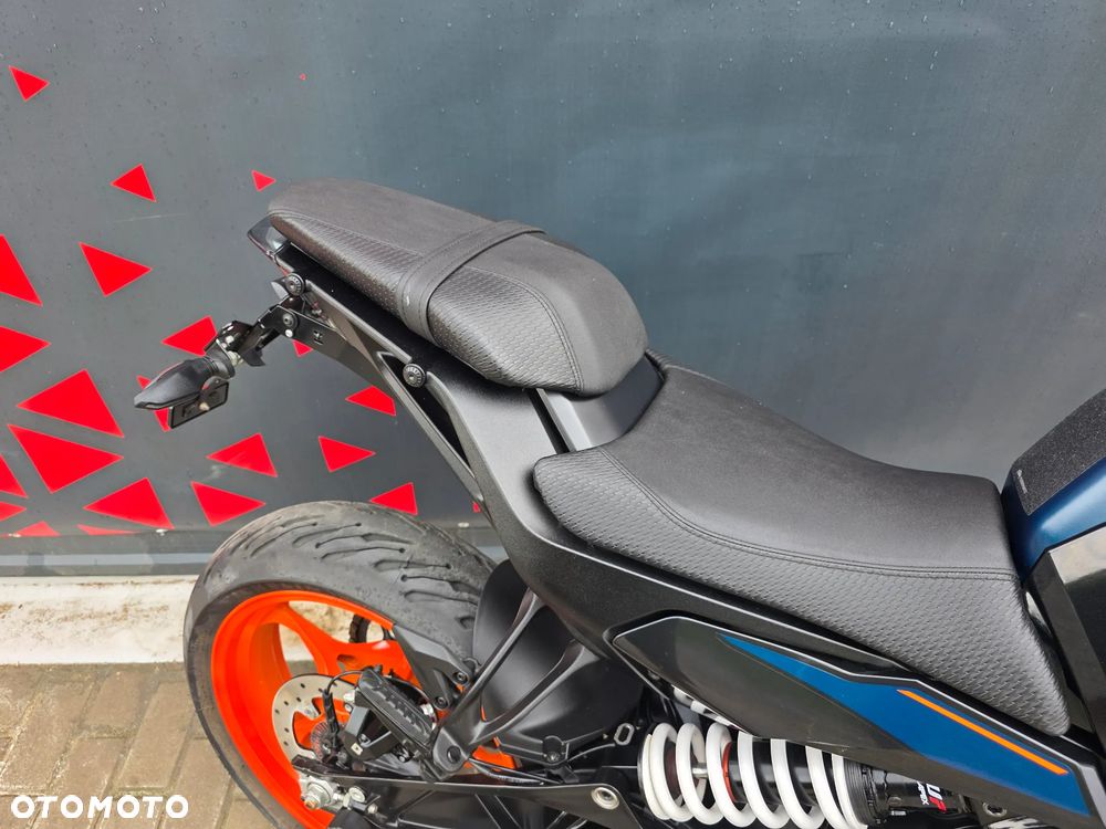 KTM Duke 125 - 9