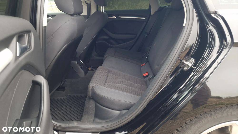 Audi A3 Sportback 2.0 TDI Ambiente - 26