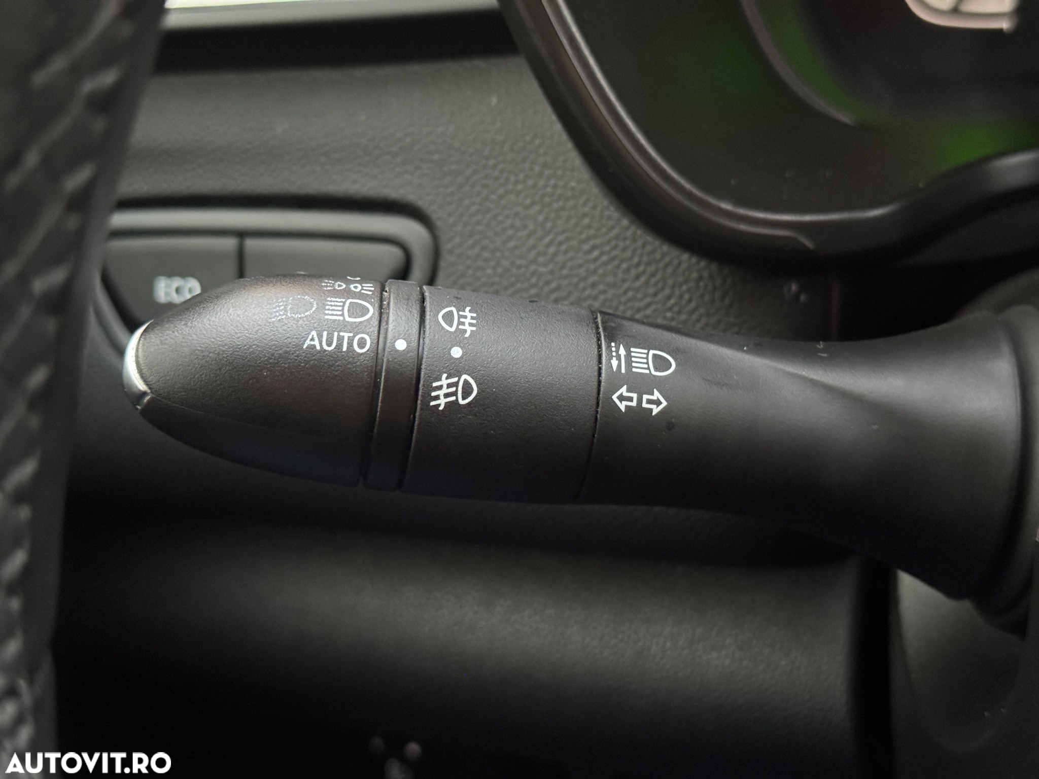 Renault Kadjar TCe 140 EDC GPF BUSINESS EDITION - 28