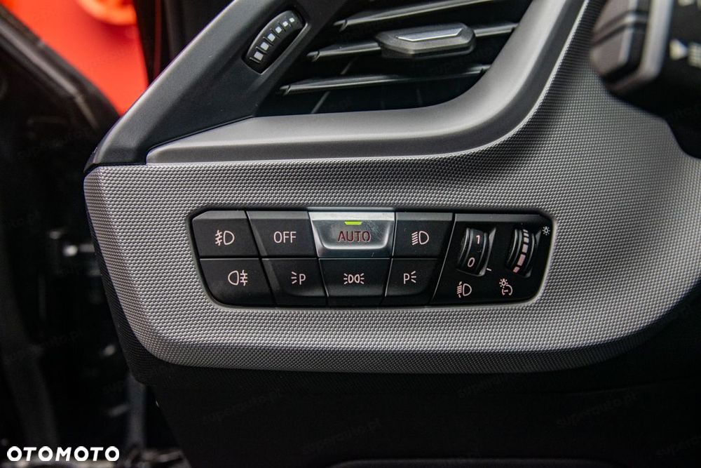 BMW Seria 1 118i Advantage - 13