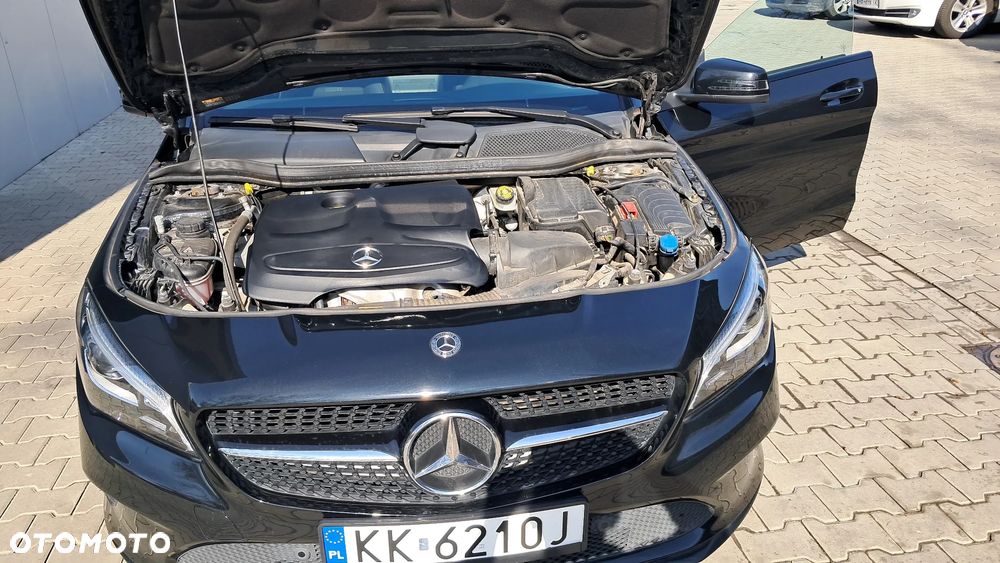 Mercedes-Benz CLA 180 UrbanStyle Edition - 22