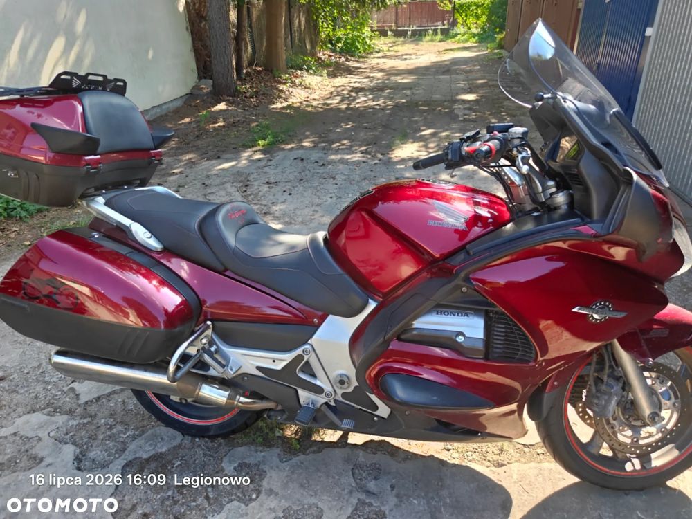 Honda ST - 1