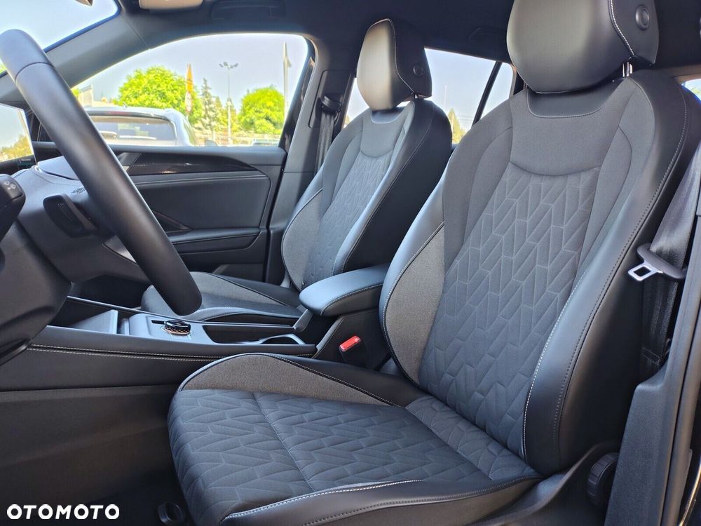 Volkswagen Tiguan 1.5 eTSI Life DSG - 17