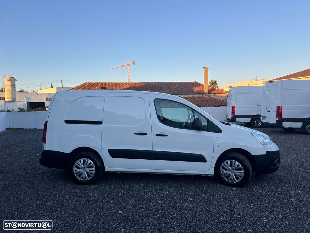 Citroën Berlingo 1.6 HDi 800 3L Longo - 12