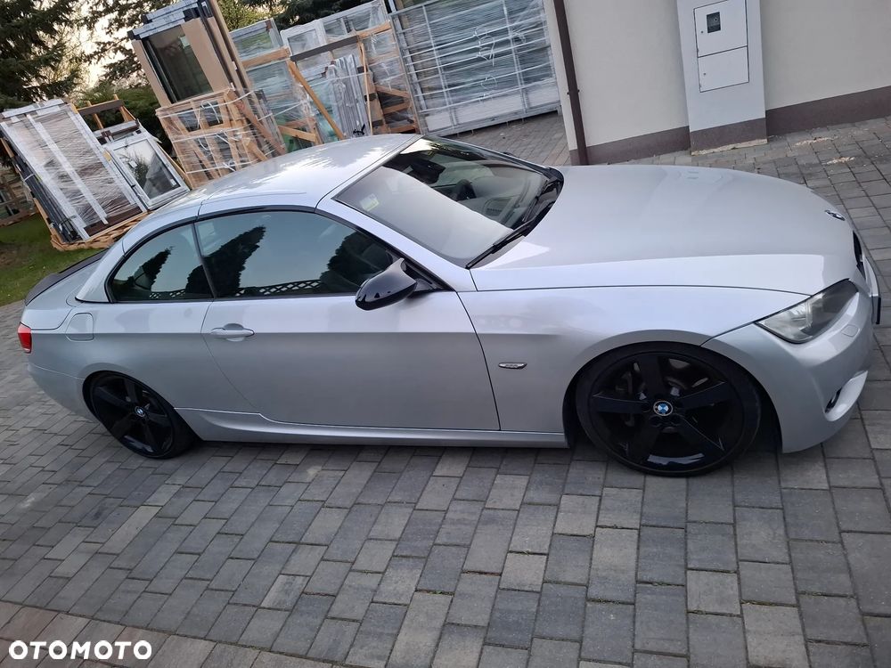 BMW Seria 3 335i M Sport Edition - 16