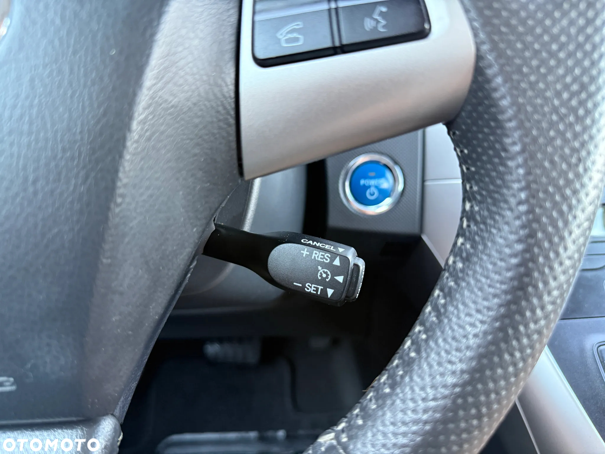 Toyota Auris 1.8 HSD Luna - 35