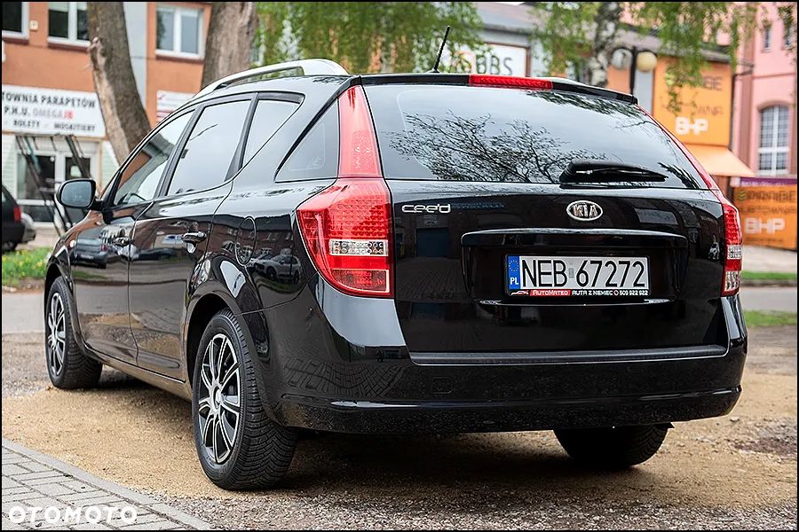 Kia Ceed - 7
