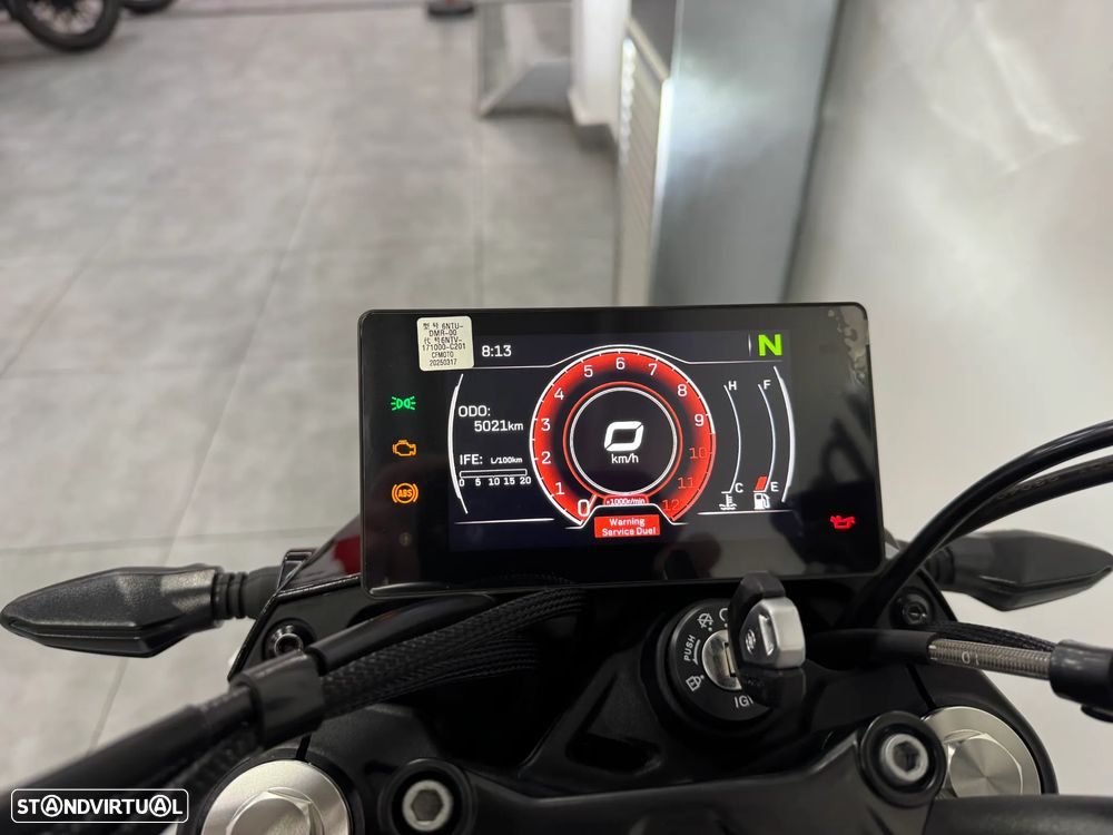 CF Moto 650NK - 6