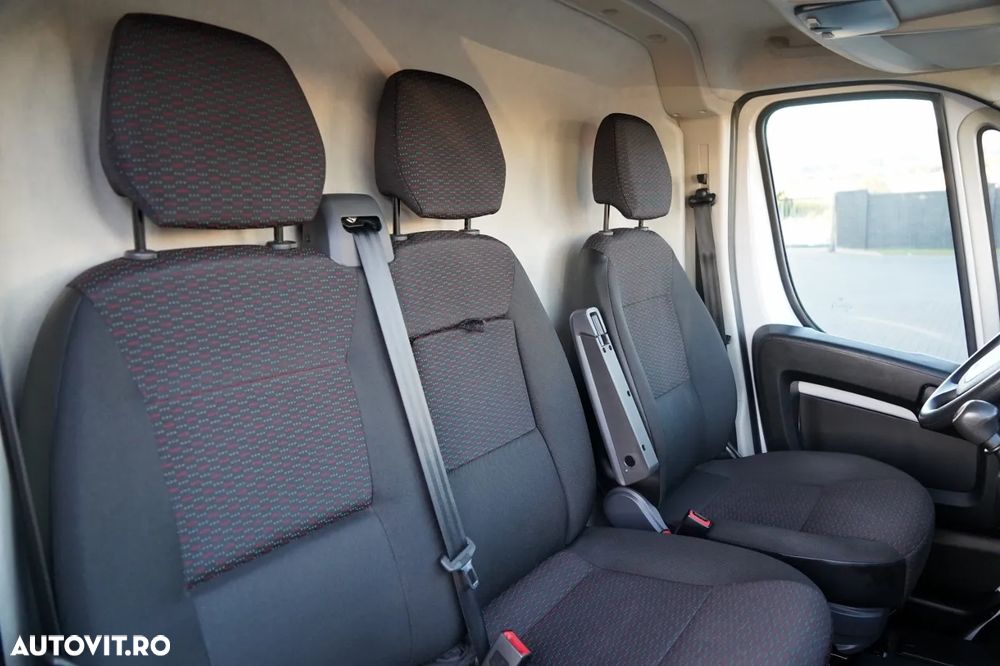 Iveco BOXER / 2.2 - 120 CP / L3H3 / AUTOUTILIZATOR DIN TABLĂ / 2022 / MANUAL / IMPORTAT - 35