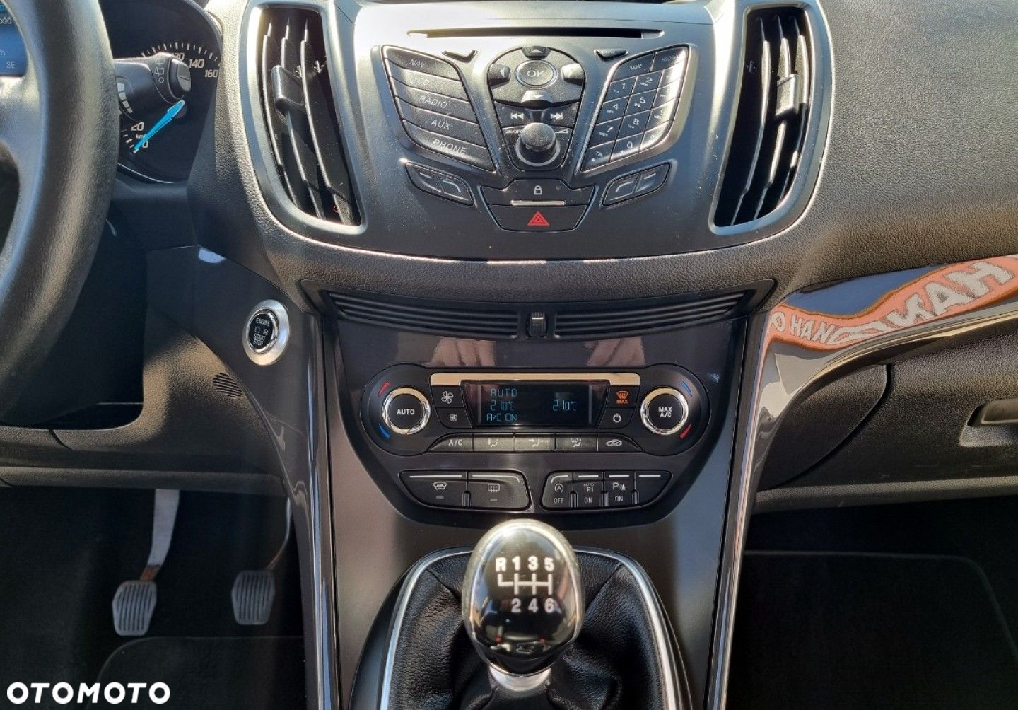 Ford Kuga - 33
