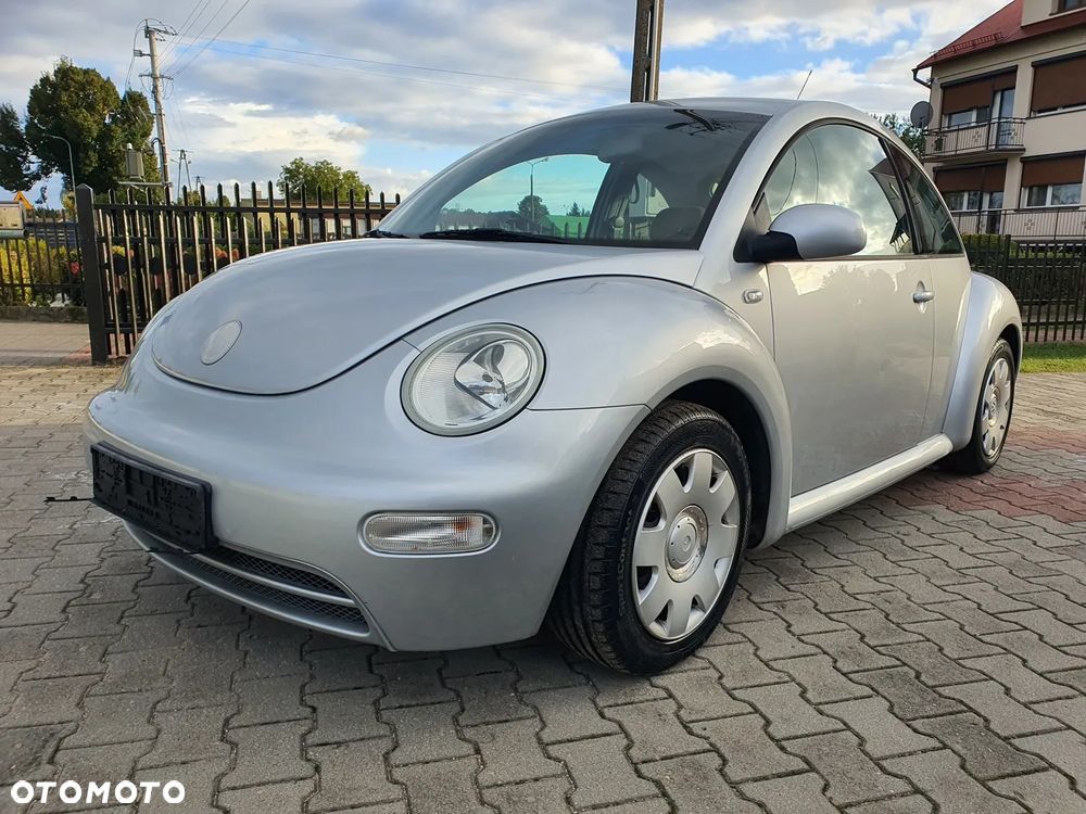 Volkswagen New Beetle - 1