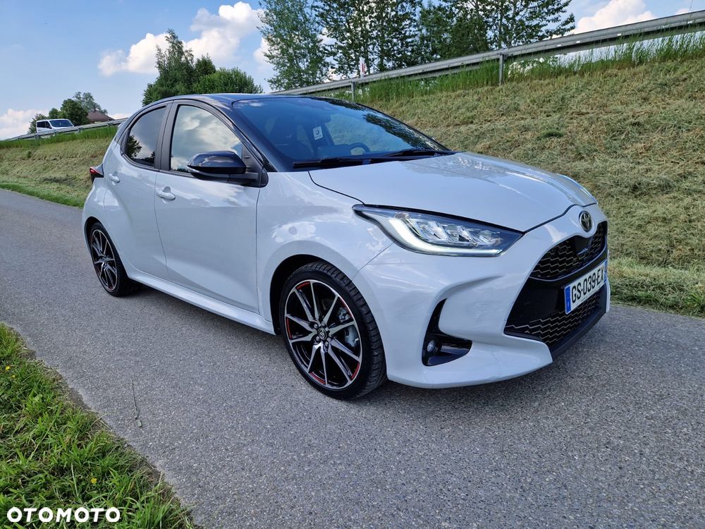 Toyota Yaris - 1