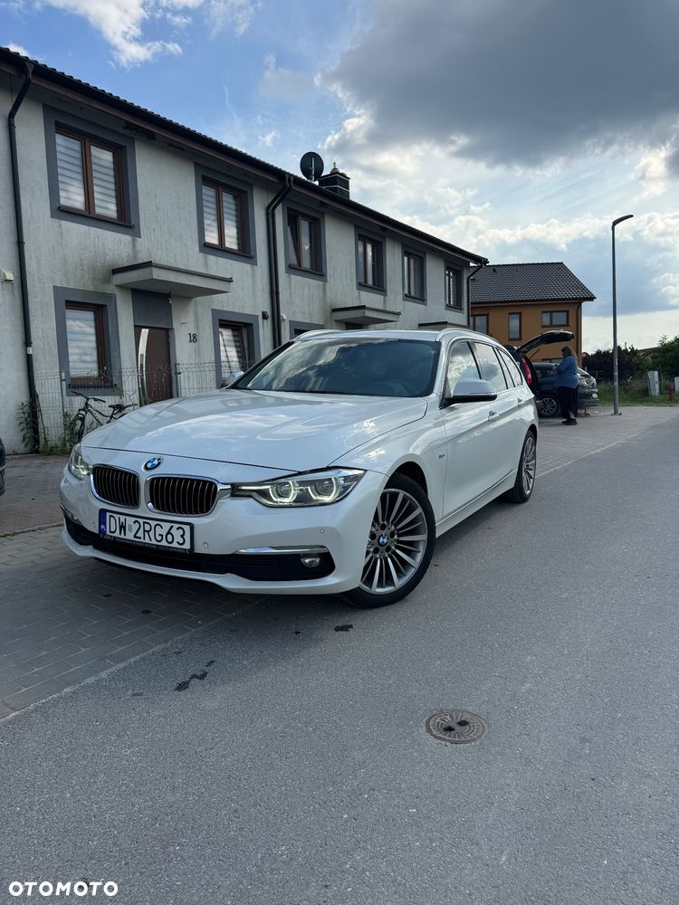 BMW Seria 3 318d Luxury Line - 1