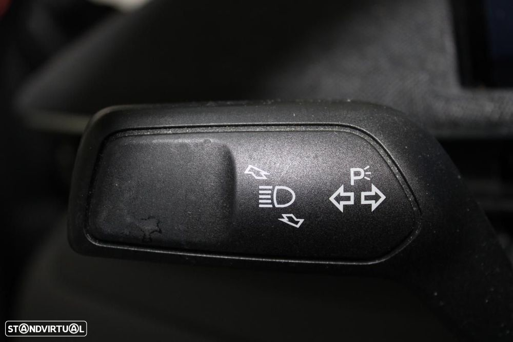 Ford Mustang Mach-E Alargada AWD - 19