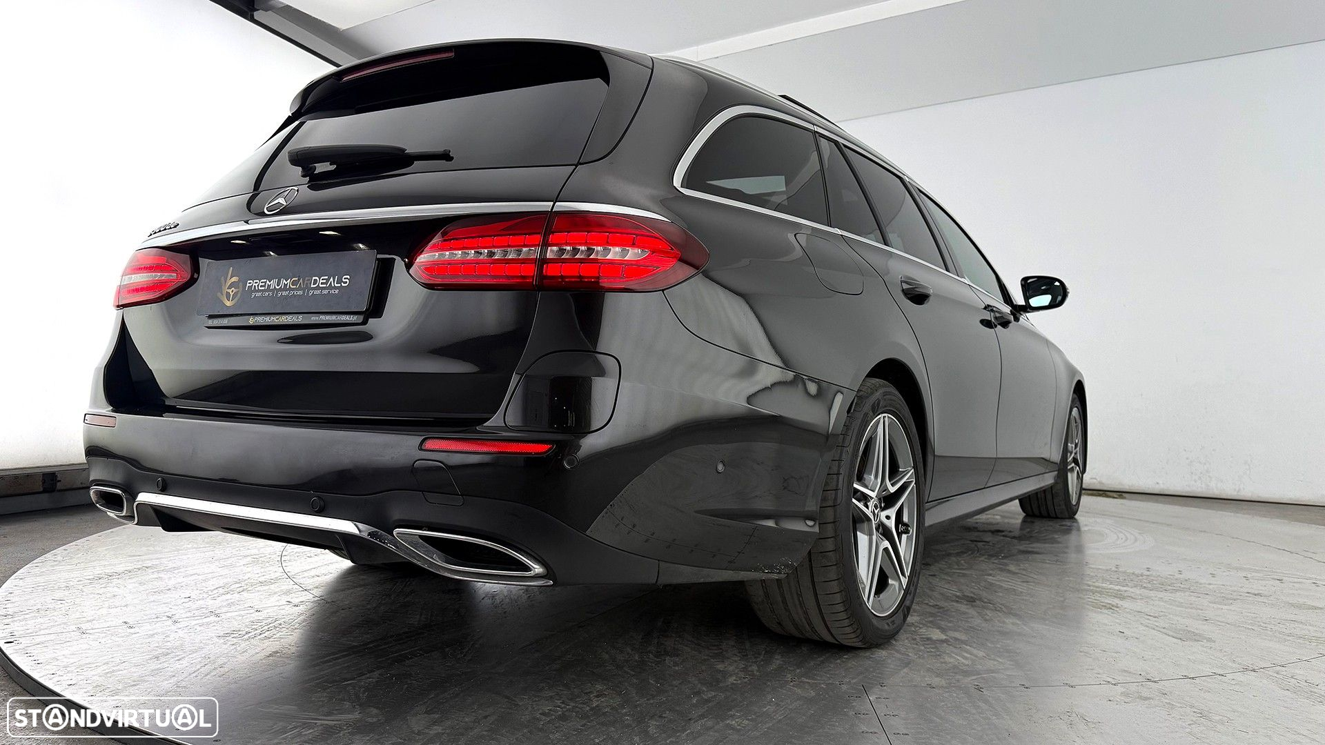 Mercedes-Benz E 300 de AMG Line - 12