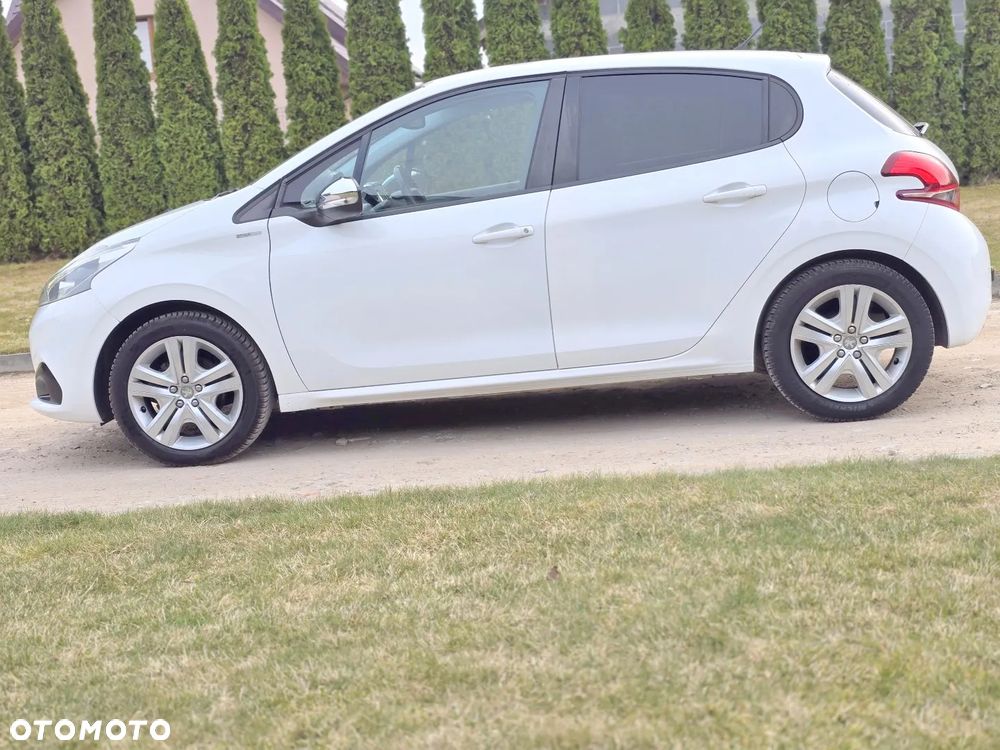Peugeot 208 PureTech 82 Start & Stop Style - 2