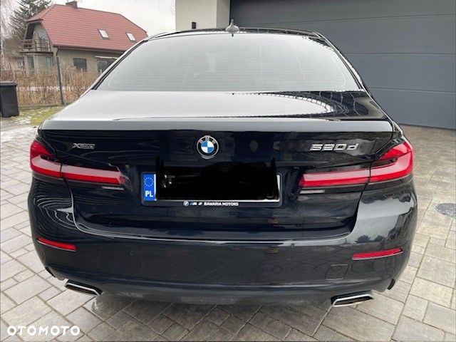 BMW Seria 5 520d xDrive - 5