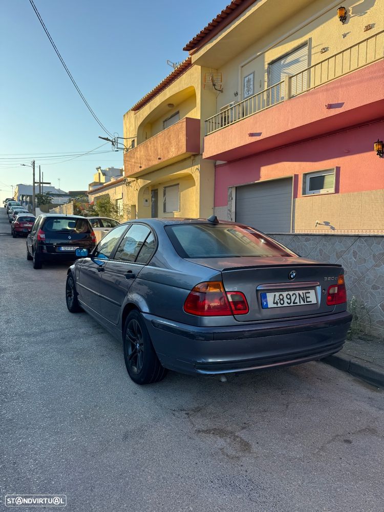 BMW 320 - 3