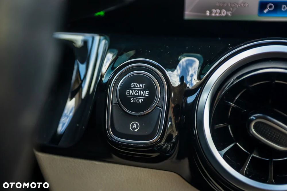 Mercedes-Benz GLA 250 4-Matic - 27