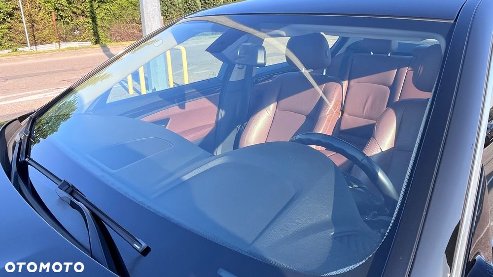 BMW Seria 5 520d xDrive Luxury Line - 26