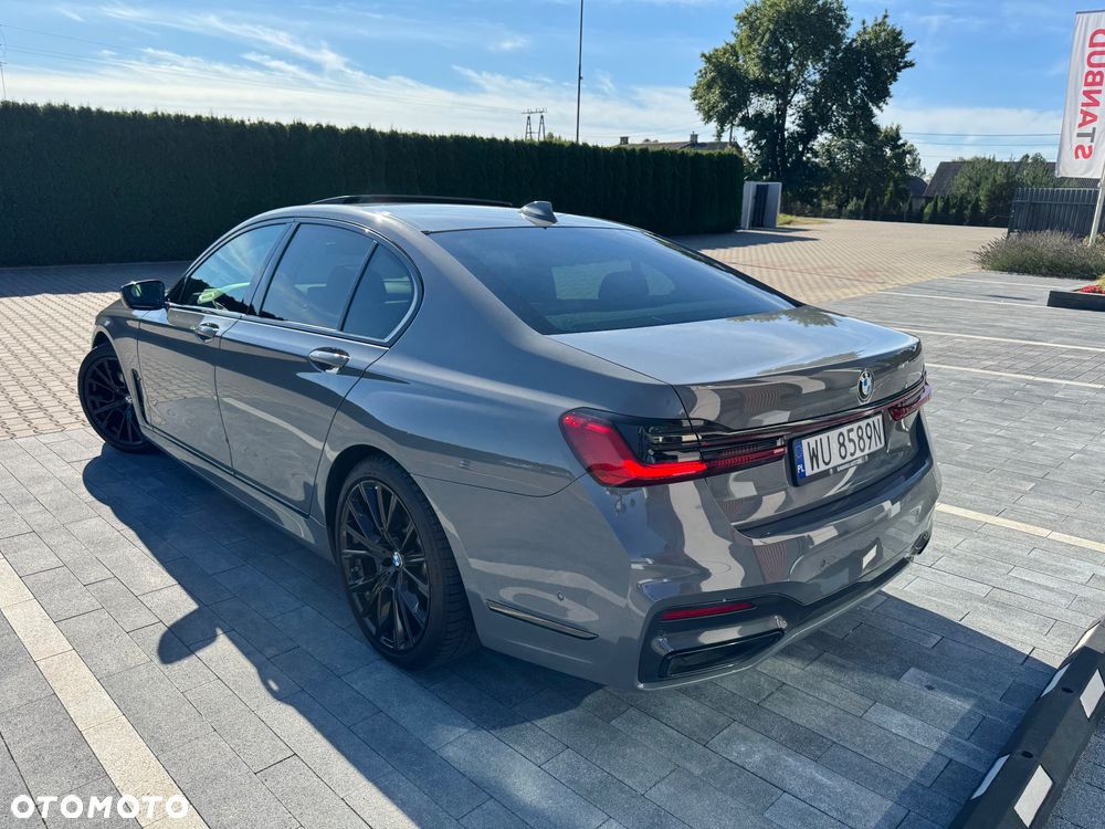 BMW Seria 7 740d xDrive sport - 39
