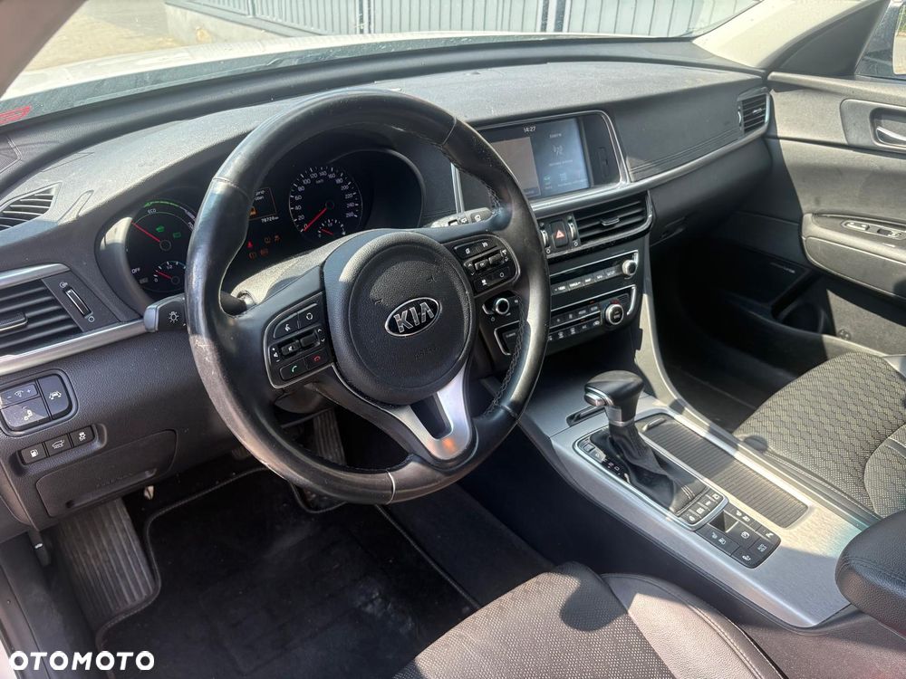 Kia Optima - 16