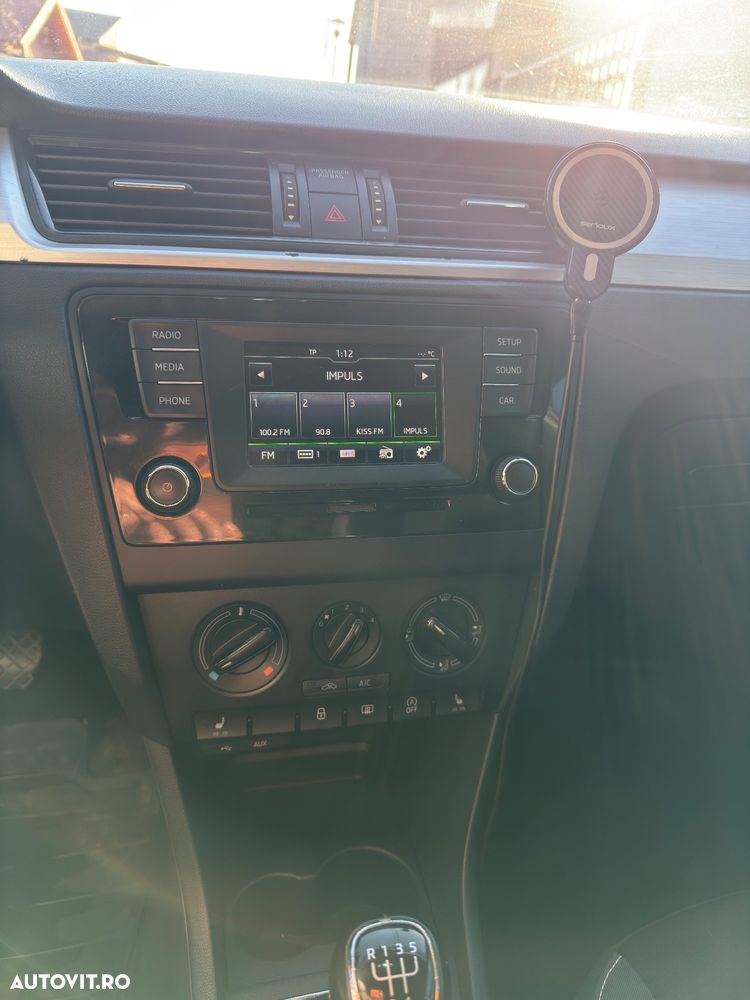 Skoda RAPID 1.2 TSI Style - 5