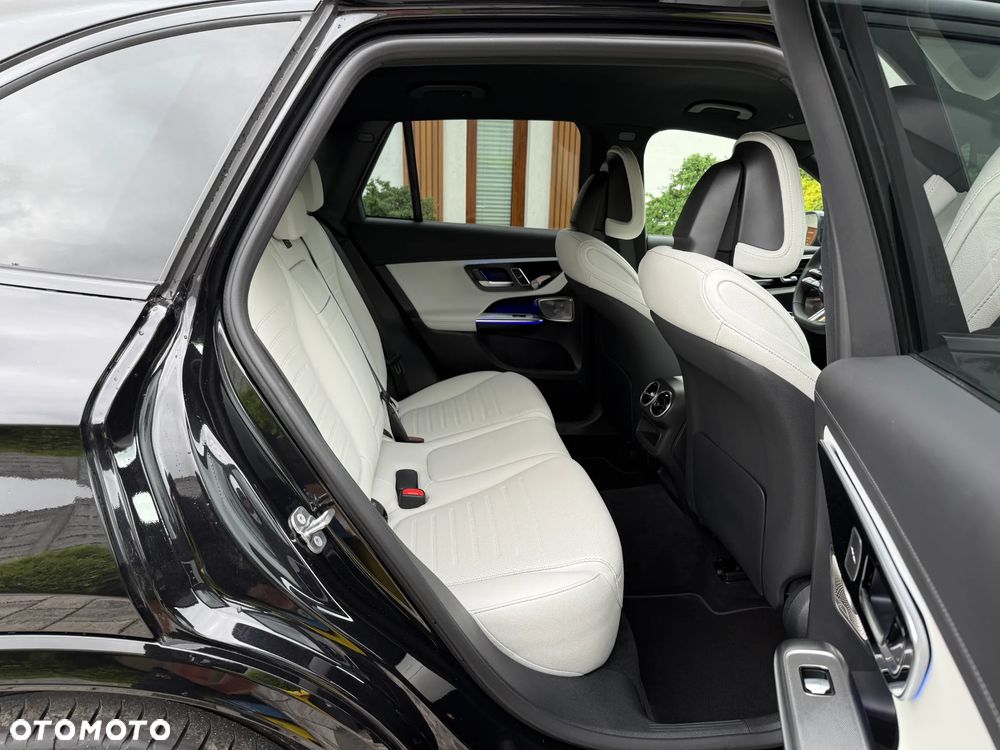Mercedes-Benz GLC 220 d mHEV 4-Matic AMG Line - 13