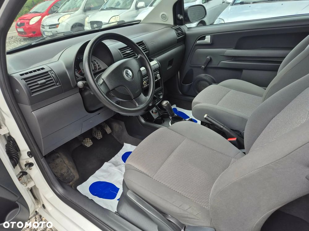 Volkswagen Fox 1.2 - 10
