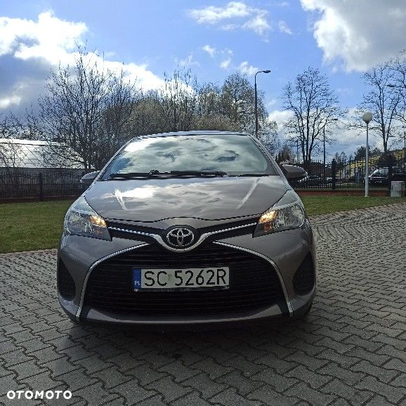 Toyota Yaris 1.33 Active - 9
