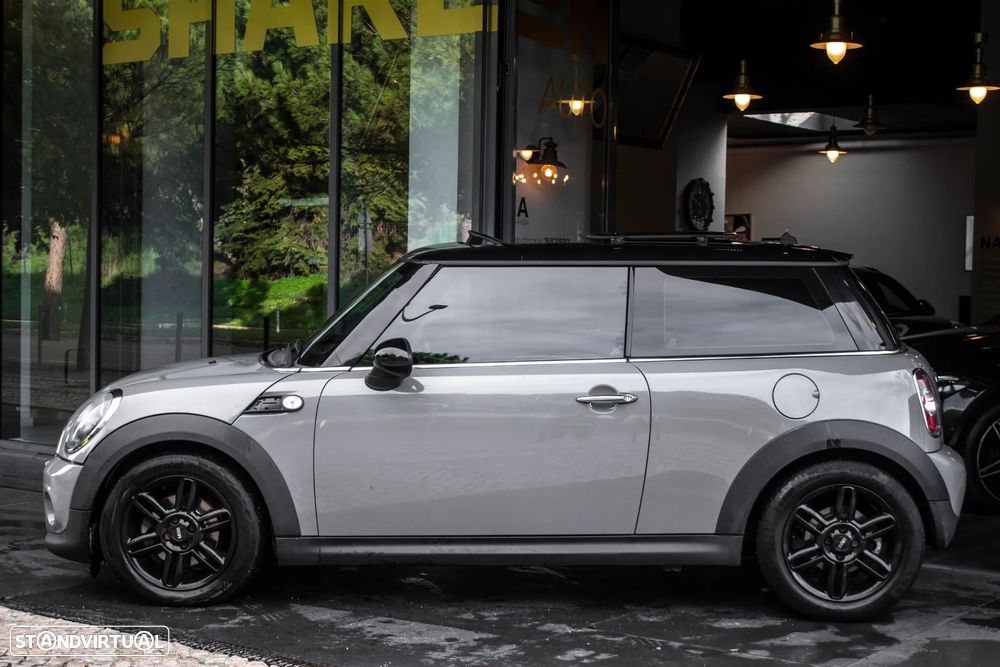 MINI 3 Portas Cooper D - 2