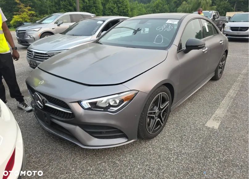 Mercedes-Benz CLA 250 4Matic 7G-DCT AMG Line - 1