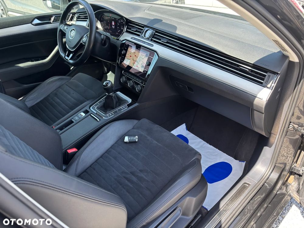 Volkswagen Passat 1.4 TSI ACT (BlueMotion Technology) Highline - 8