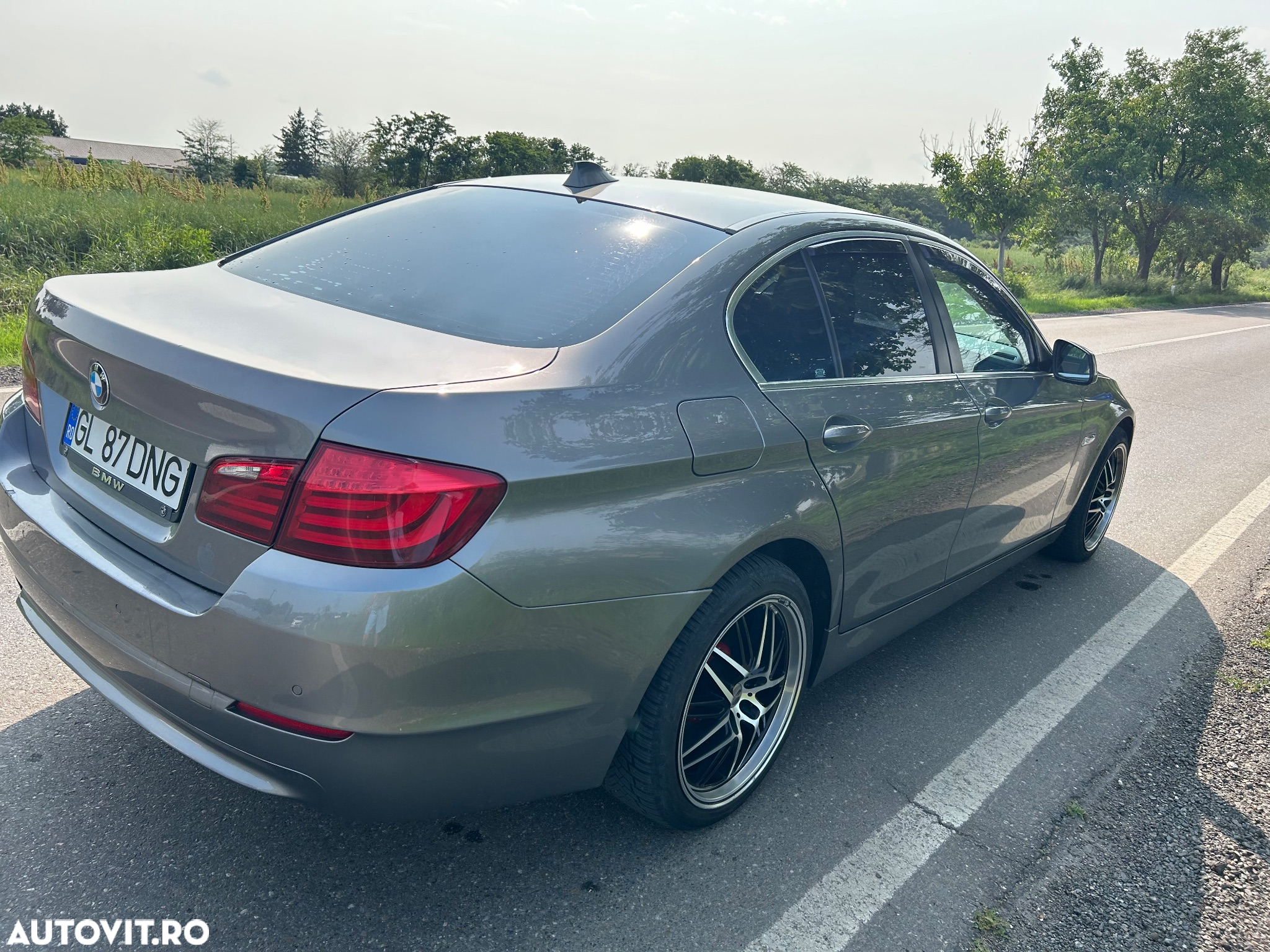 BMW Seria 5 520d Aut. BluePerformance - 23