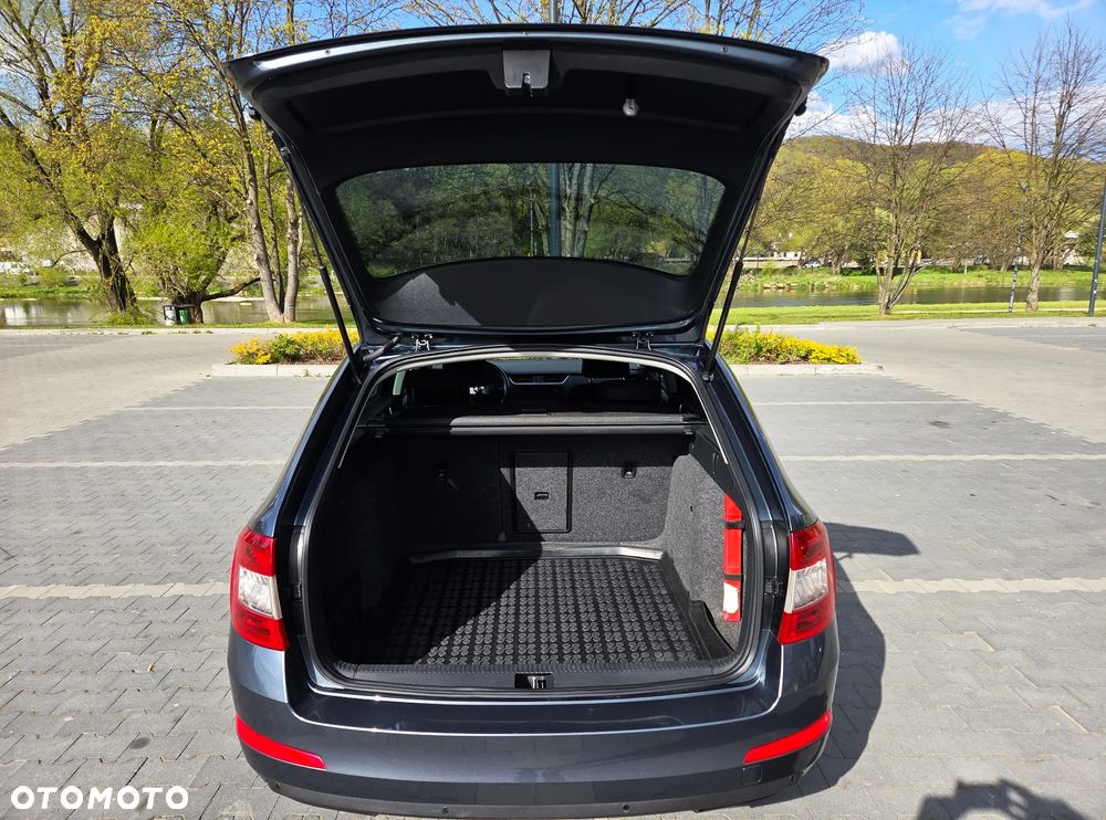 Skoda Octavia 1.4 TSI Ambition - 10