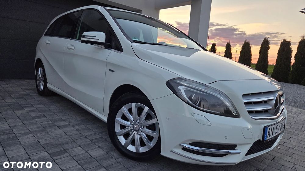 Mercedes-Benz Klasa B 180 (BlueEFFICIENCY) - 11