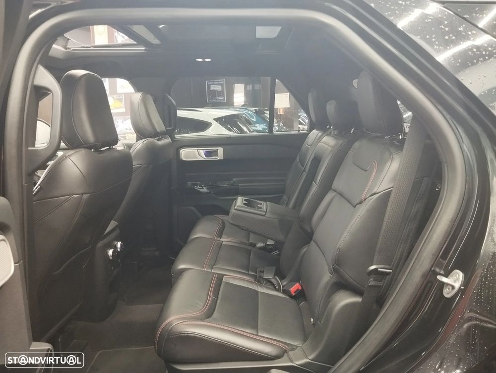 Ford Explorer 3.0 EcoBoost PHEV ST-Line - 21