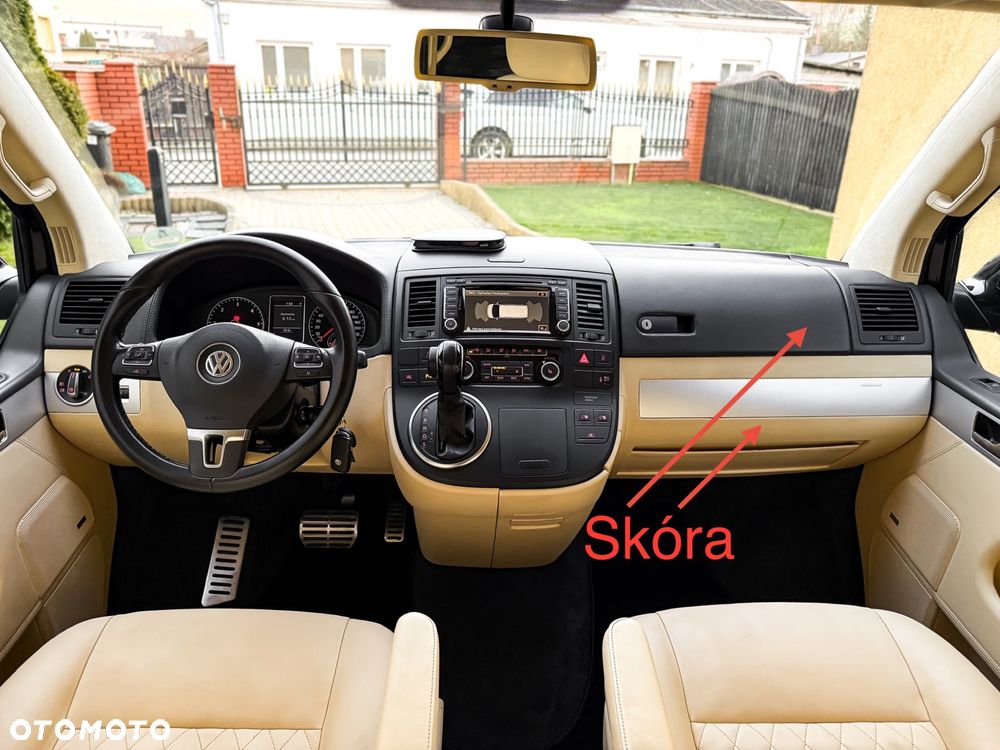 Volkswagen Multivan - 24