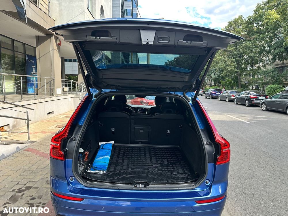 Volvo XC 60 D5 AWD R-Design - 21