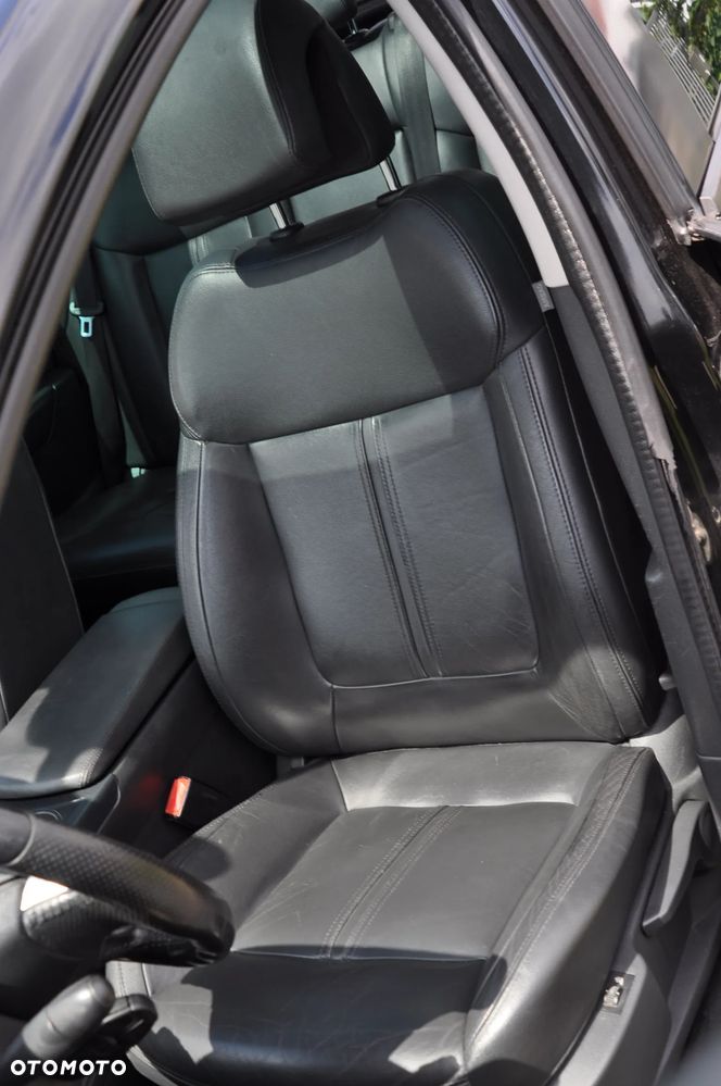 Peugeot 3008 HDi 160 Automatik Allure - 5