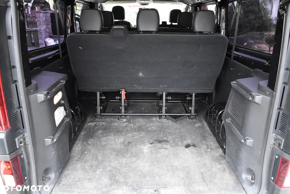 Renault Trafic - 14